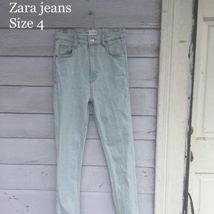 Zara Light Wash Skinny Jeans
